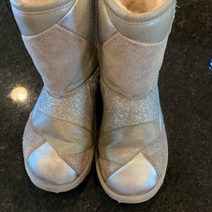 Ugg boots children’s size 2